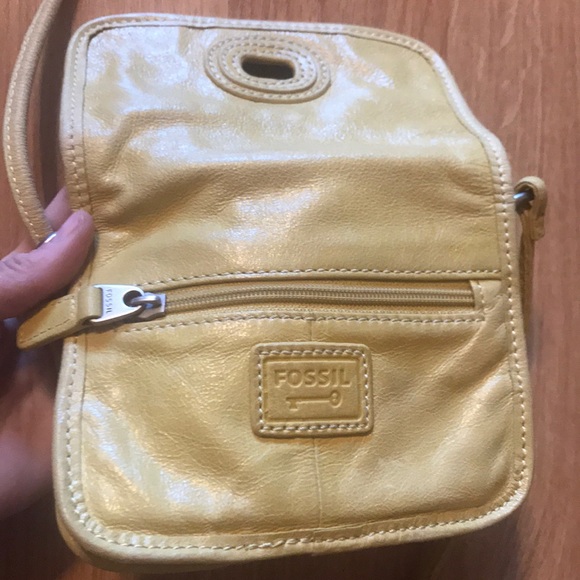 Fossil Bags Fossil Yellow Small Leather Crossbody Bagcutee Poshmark